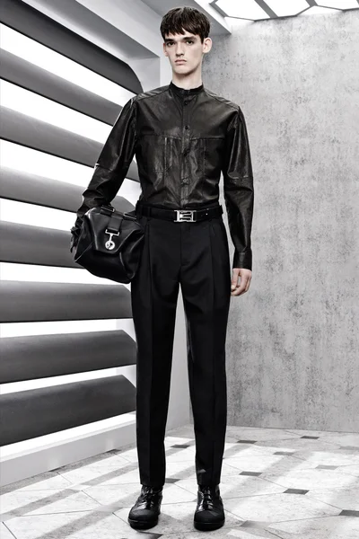 Look 8